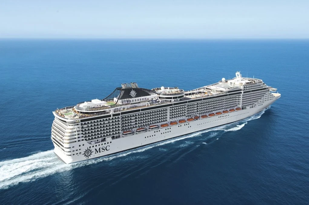 Теплоход MSC Divina Теплоход MSC Divina