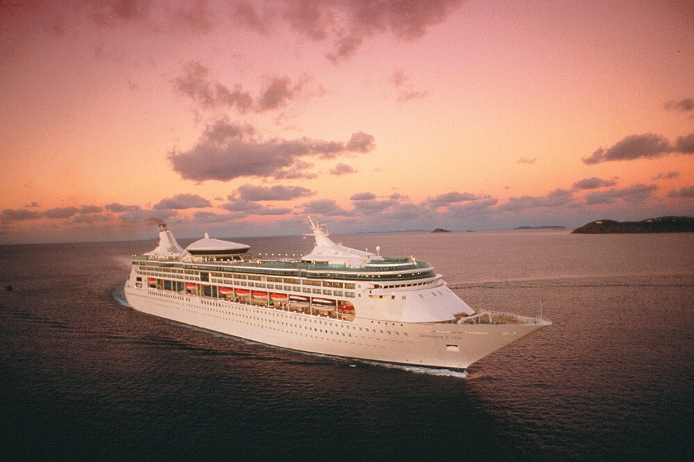 Теплоход Grandeur of the Seas Теплоход Grandeur of the Seas