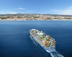 Лайнер Legend of the Seas