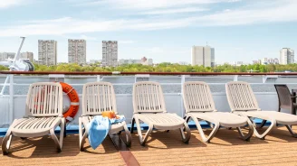 Солнечная палуба на теплоходе Симфония севера