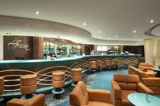 Бар Fantasia на теплоходе MSC Fantasia