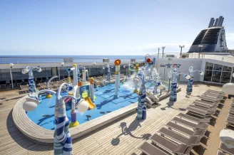 Водная детская зона Doremi Spray Park на теплоходе MSC Lirica