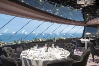 Ресторан MSC Yacht Club на теплоходе MSC Bellissima