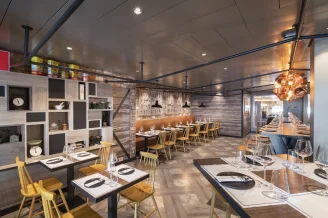 Ресторан Hola! (тапас-бар Рамона Фрейши) на теплоходе MSC Bellissima