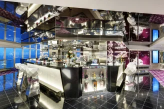 Бар Champagne на теплоходе MSC Grandiosa