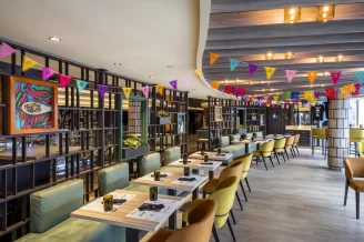 Ресторан Hola! Tacos & Cantina (мексиканский стритфуд) на теплоходе MSC Seashore