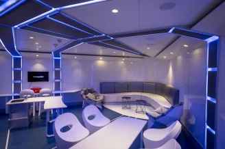 Молодёжный клуб на теплоходе MSC Seashore