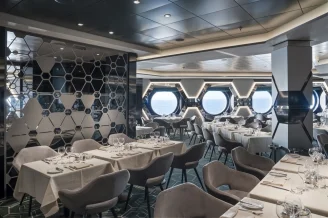 Ресторан Hexagon на теплоходе MSC World Europa