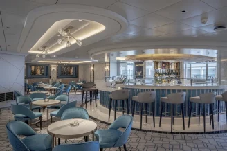 Бар с шампанским на теплоходе MSC World Europa