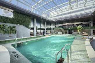Бассейн Botanic Garden Pool на теплоходе MSC World Europa