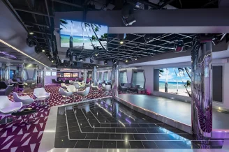 ТВ-студия и бар на теплоходе MSC Euribia