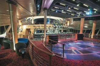 Гостиная Viking Crown на теплоходе Grandeur of the Seas